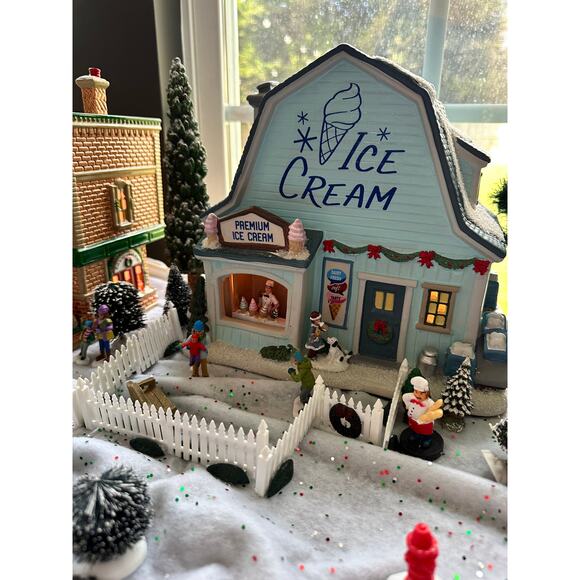 Christmas Village Ice Cream Shop Blue Barn St Nicholas Square 2022 w/ Box Light - Picture 7 of 9